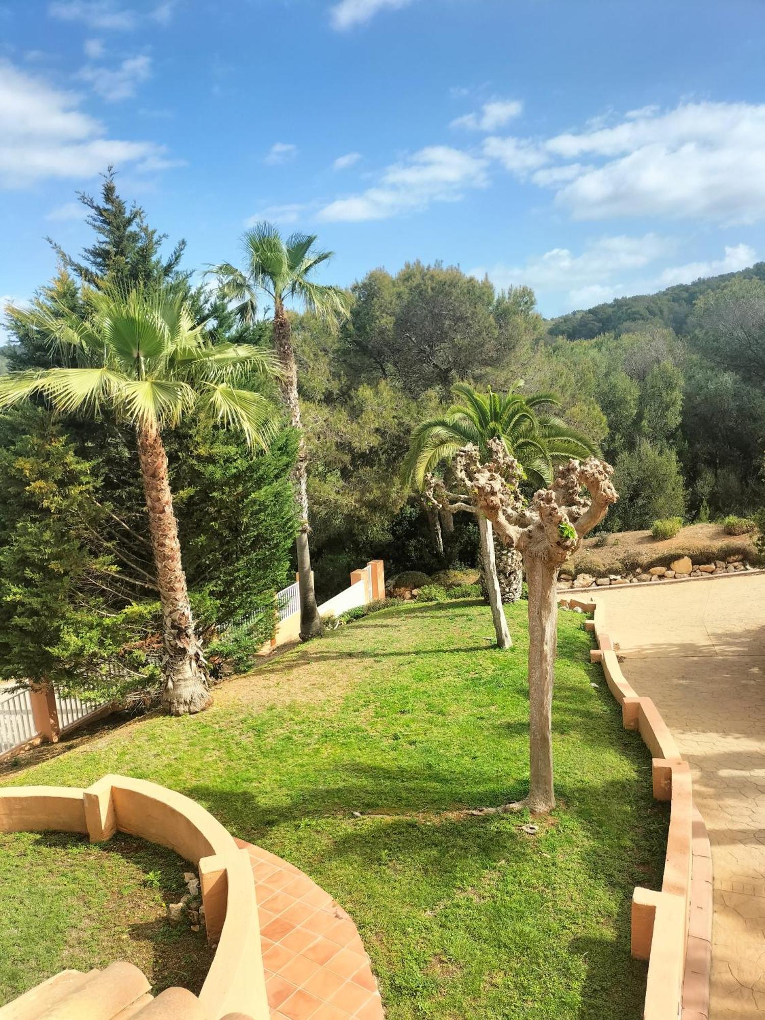 Son Bou By The Sea; Home With A Private Garden Exterior photo